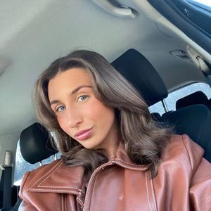 Meet your Posher, Magaly